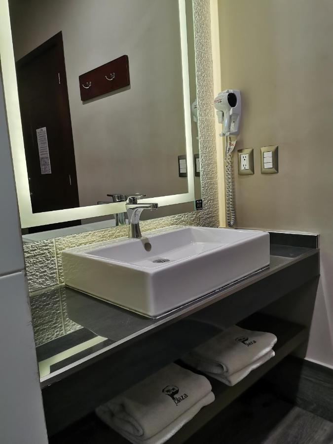 מונטריי Hotel Plaza Arteaga מראה חיצוני תמונה